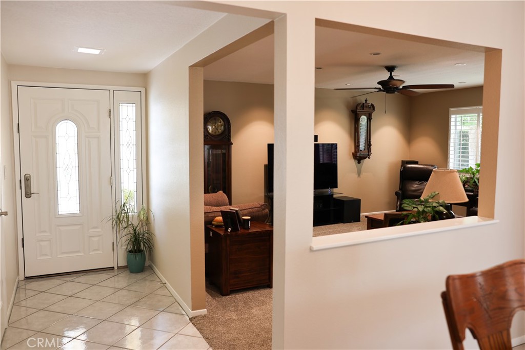 1287 Rodeo Court Upland, CA 91786 - Photo 5 of 47