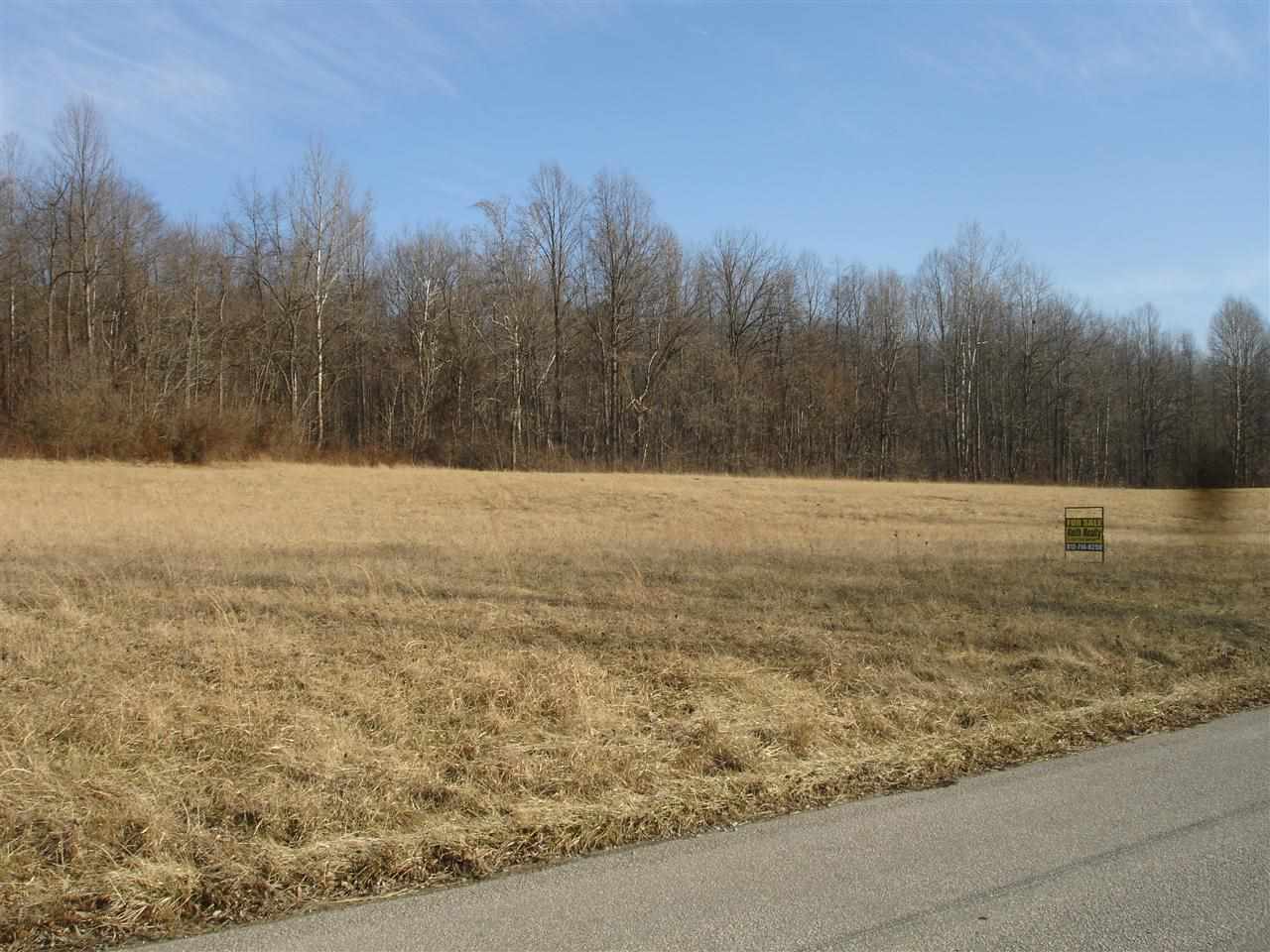 2174 Country Club Road Spencer, IN 47460 - Photo 1 of 4