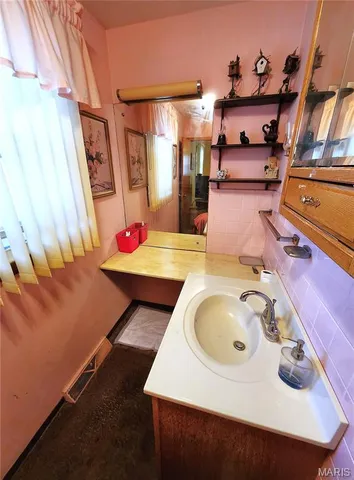 $120,000 | 4104 Braden Street, Granite City, IL 62040