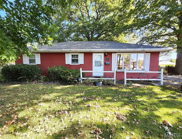 $120,000 | 4104 Braden Street, Granite City, IL 62040