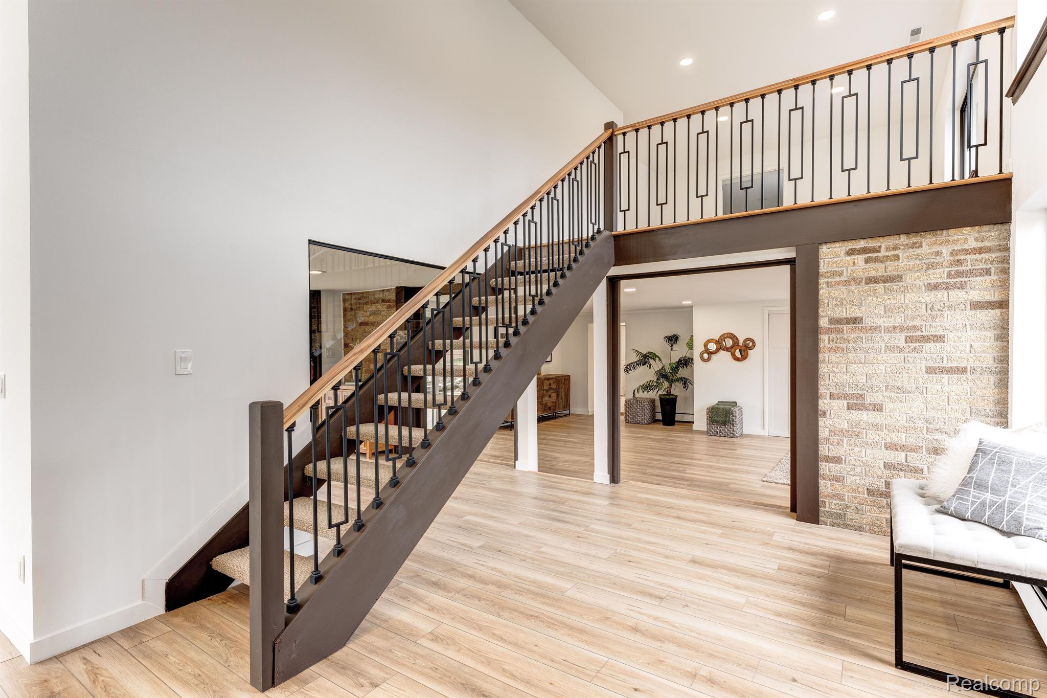 4851 Commerce Road West Bloomfield, MI 48324 - Photo 13 of 71 Gallery Image 13