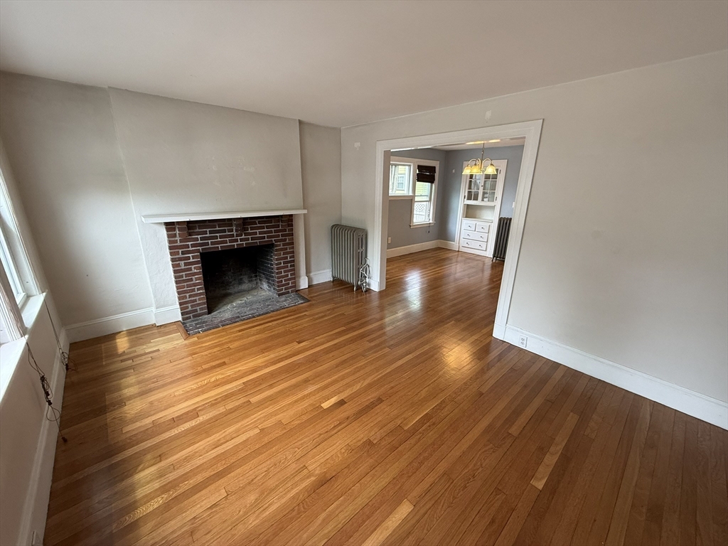 61-63 Newell Road, Unit 63 Newton, MA 02466 - Photo 2 of 8