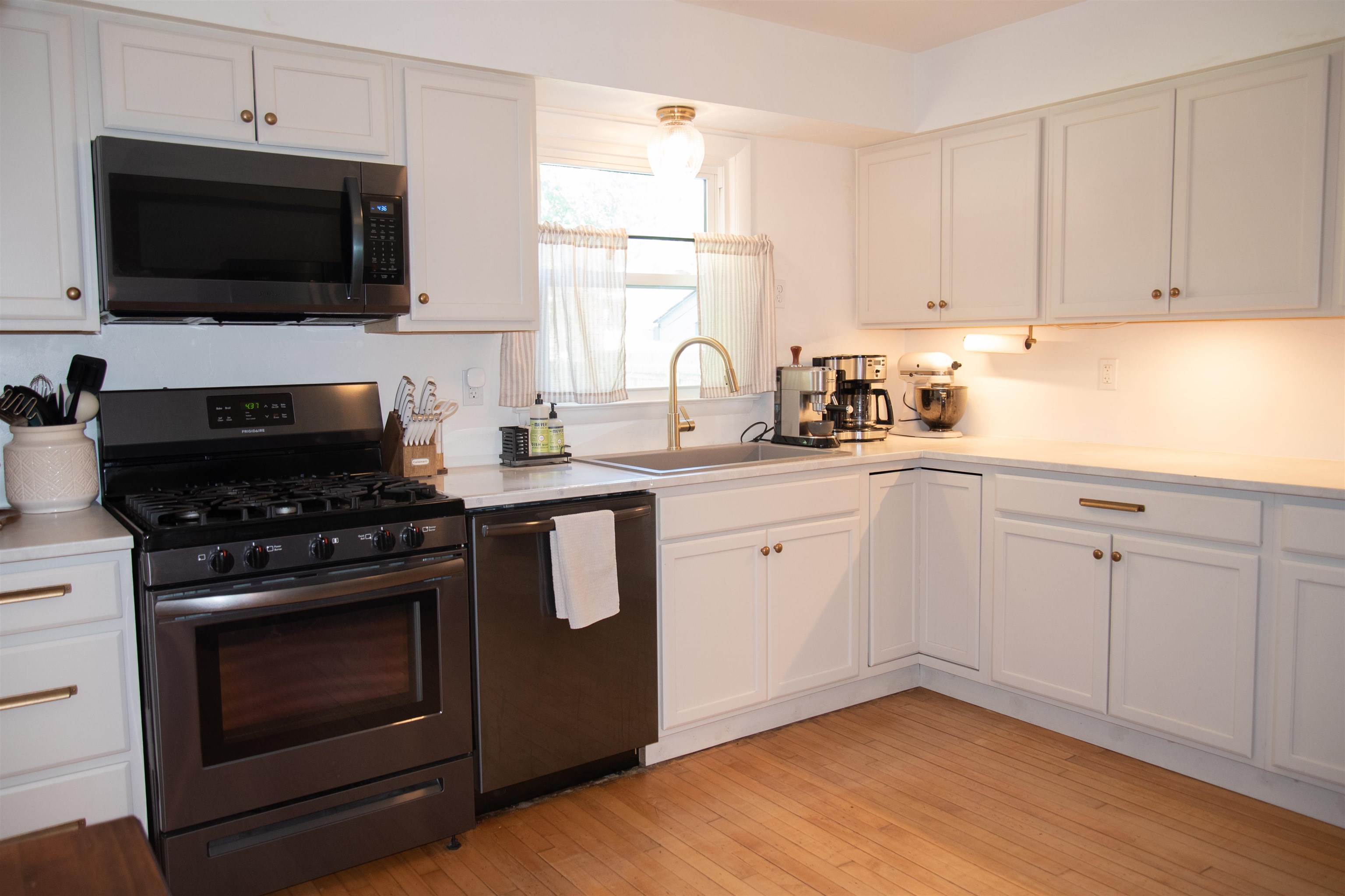 903 Woodside Avenue Ripon, WI 54971 - Photo 10 of 52 Gallery Image 10