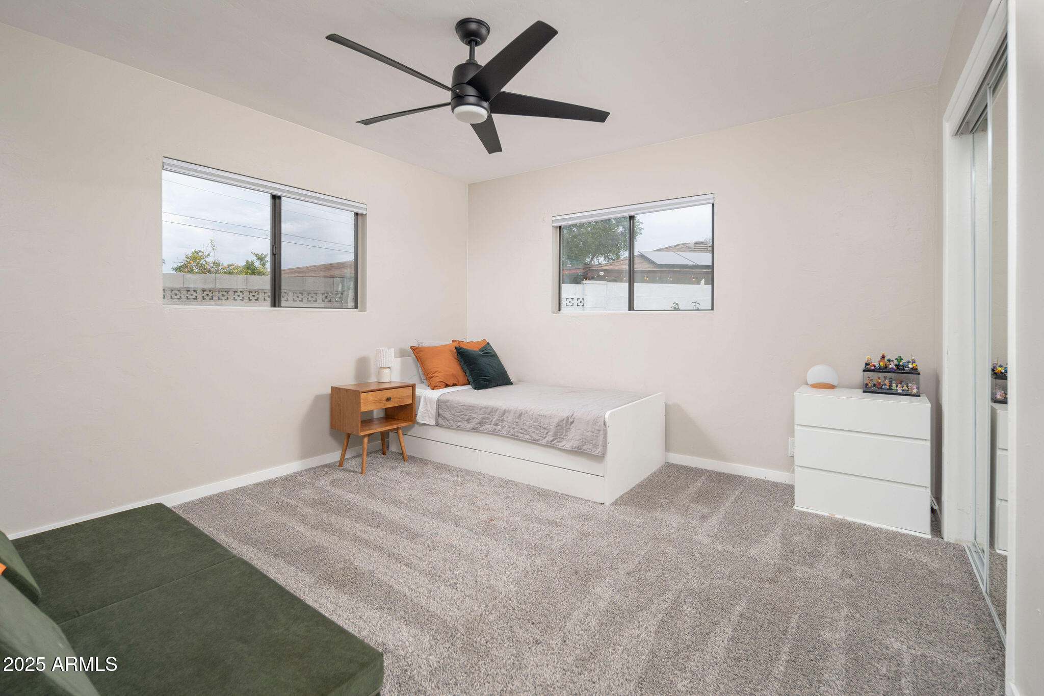 1624 West Lawrence Road Phoenix, AZ 85015 - Photo 17 of 26 GSS17