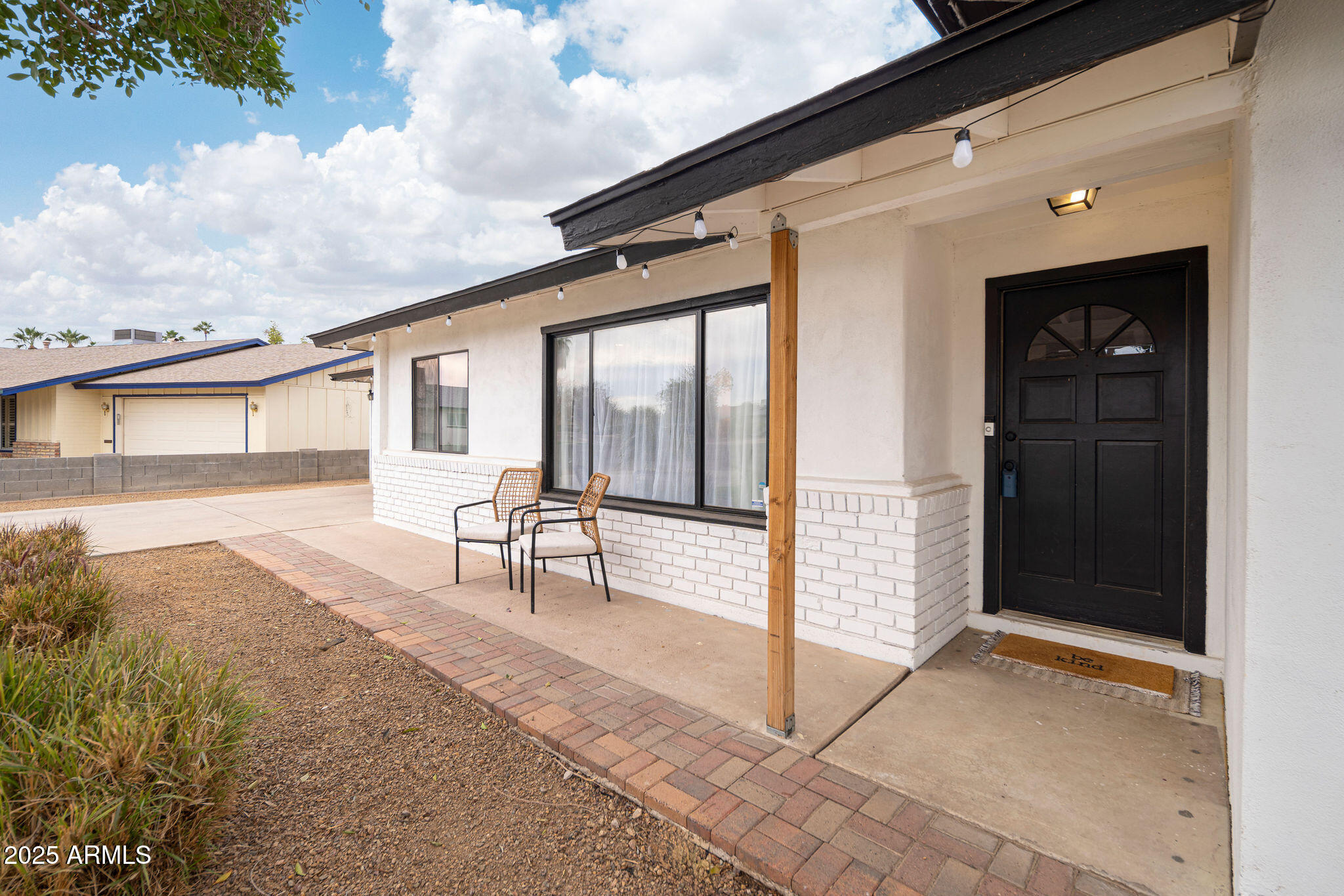 1624 West Lawrence Road Phoenix, AZ 85015 - Photo 3 of 26 GSS03