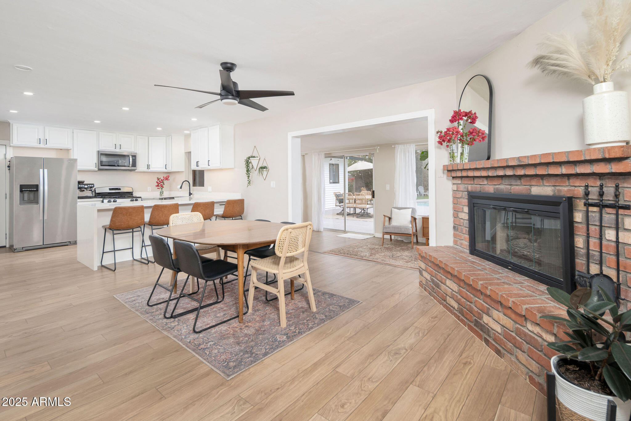 1624 West Lawrence Road Phoenix, AZ 85015 - Photo 10 of 26 GSS07