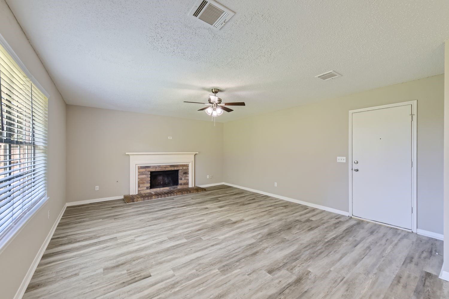 7863 Maple Brook Lane Houston, TX 77095 - Photo 11 of 26
