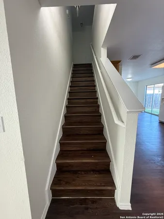 $2,000 | 7712 Copper Hollow, Converse, TX 78109