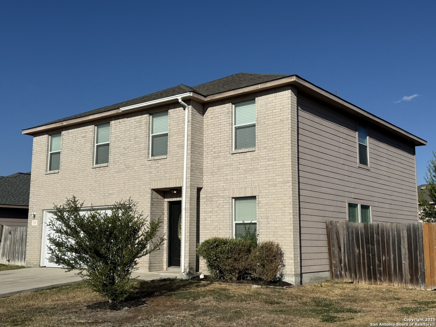 7712 Copper Hollow Converse, TX 78109 - Photo 2 of 28