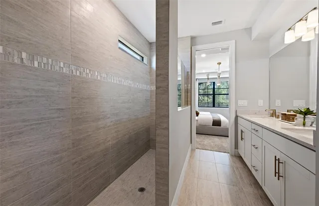 $1,079,300 | 7437 Summer Court, Sarasota, FL 34231