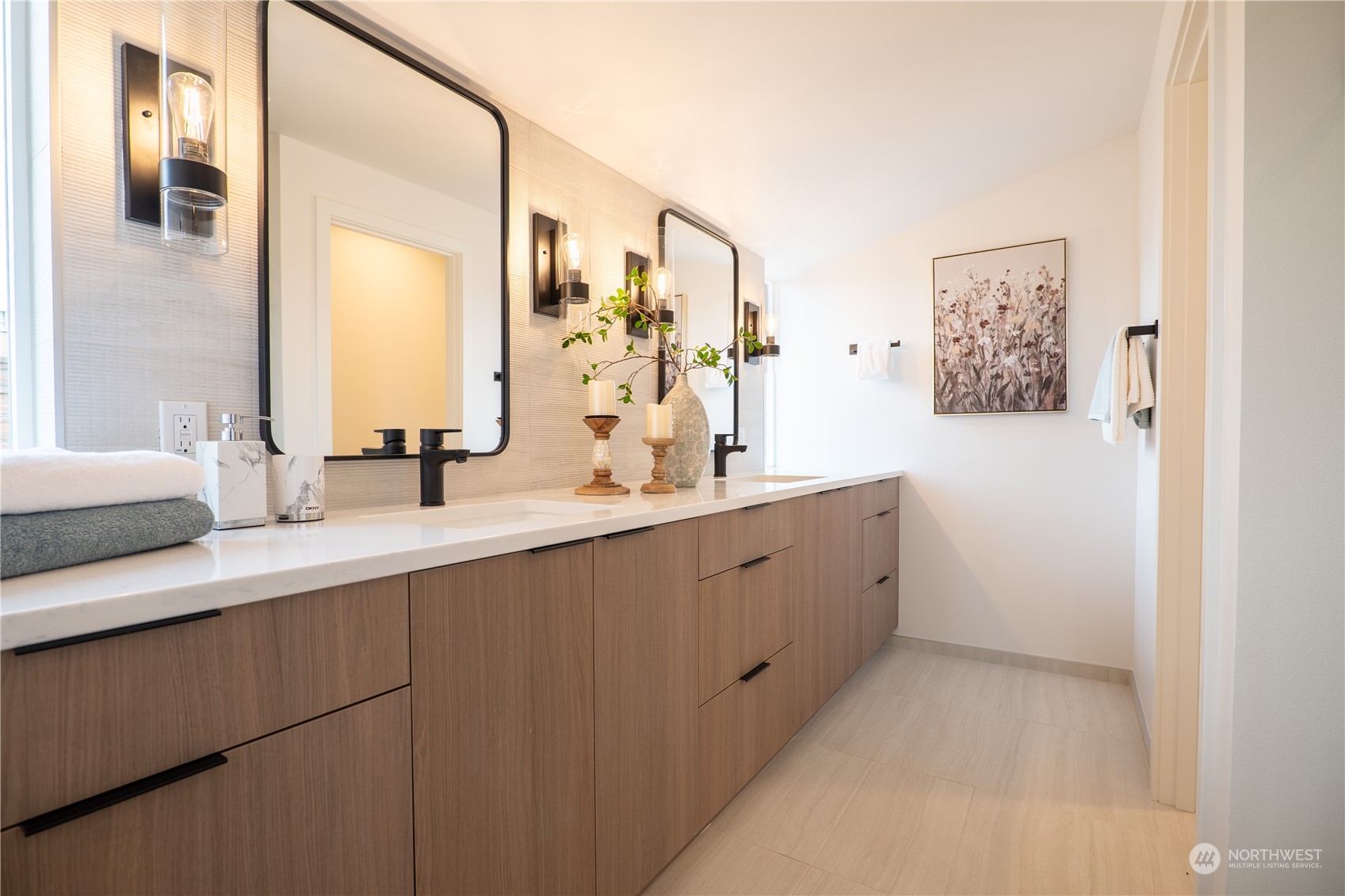 5612 Keystone Place North Seattle, WA 98103 - Photo 22 of 28 Gallery Image 22