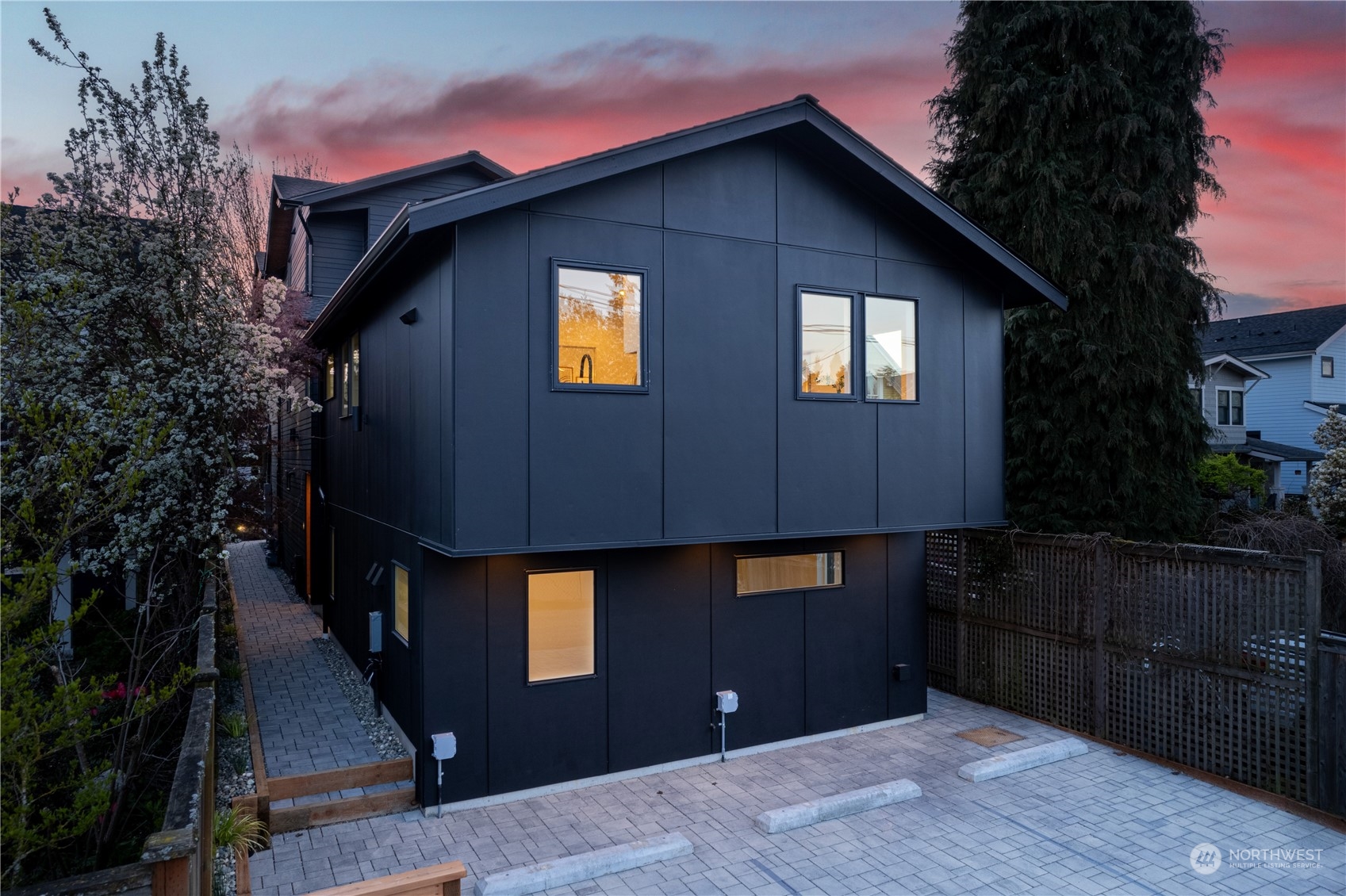 5612 Keystone Place North Seattle, WA 98103 - Photo 26 of 28 Gallery Image 26
