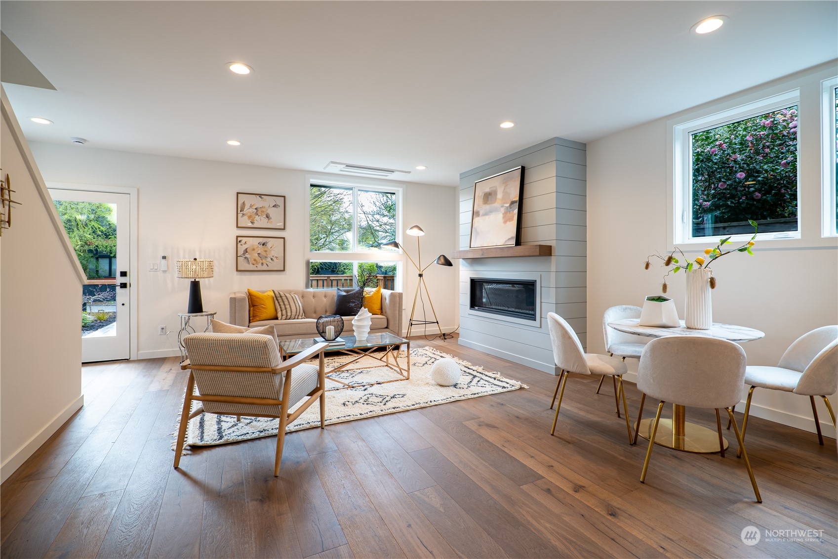 5612 Keystone Place North Seattle, WA 98103 - Photo 3 of 28 Gallery Image 3