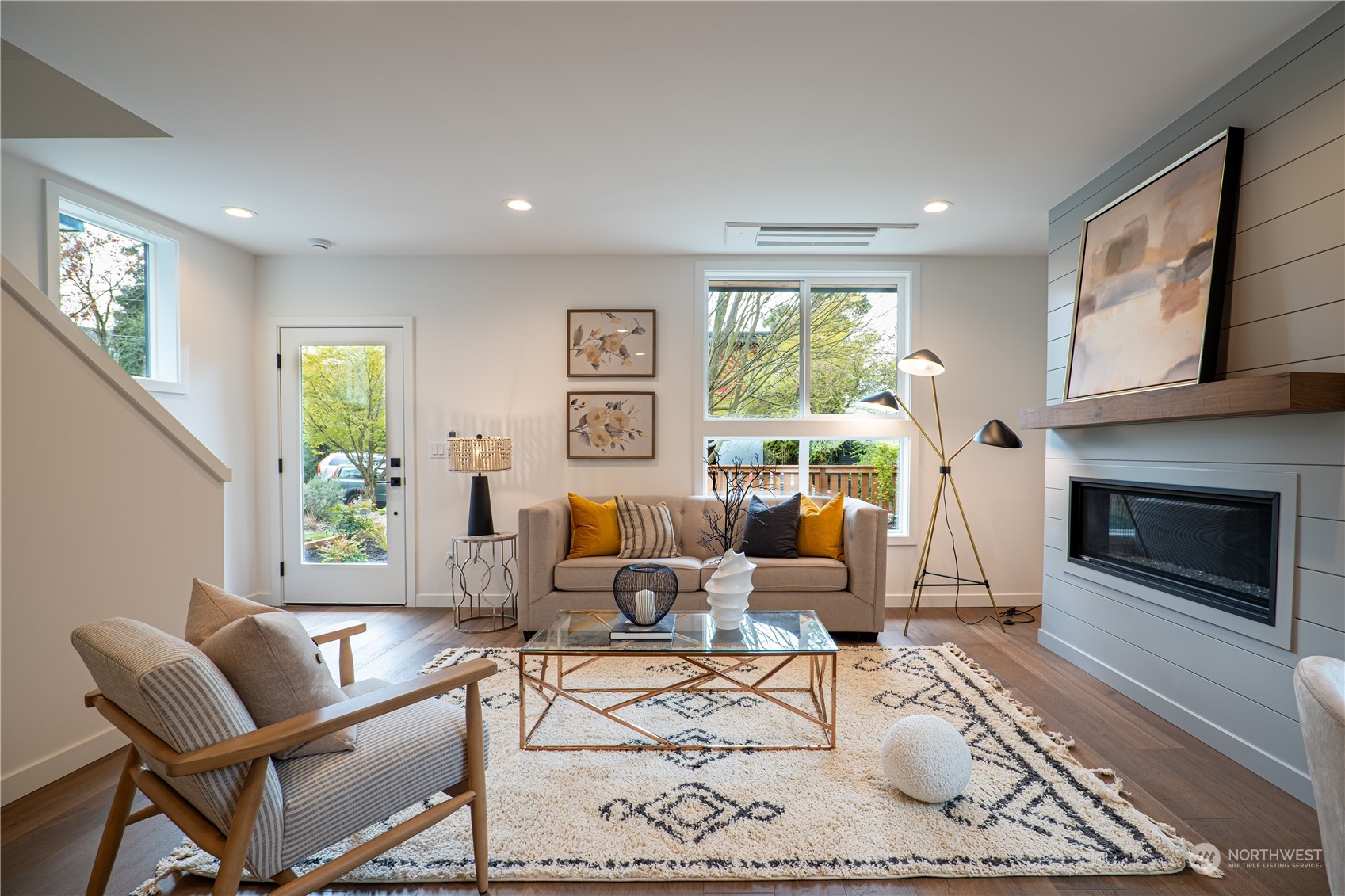 5612 Keystone Place North Seattle, WA 98103 - Photo 4 of 28 Gallery Image 4