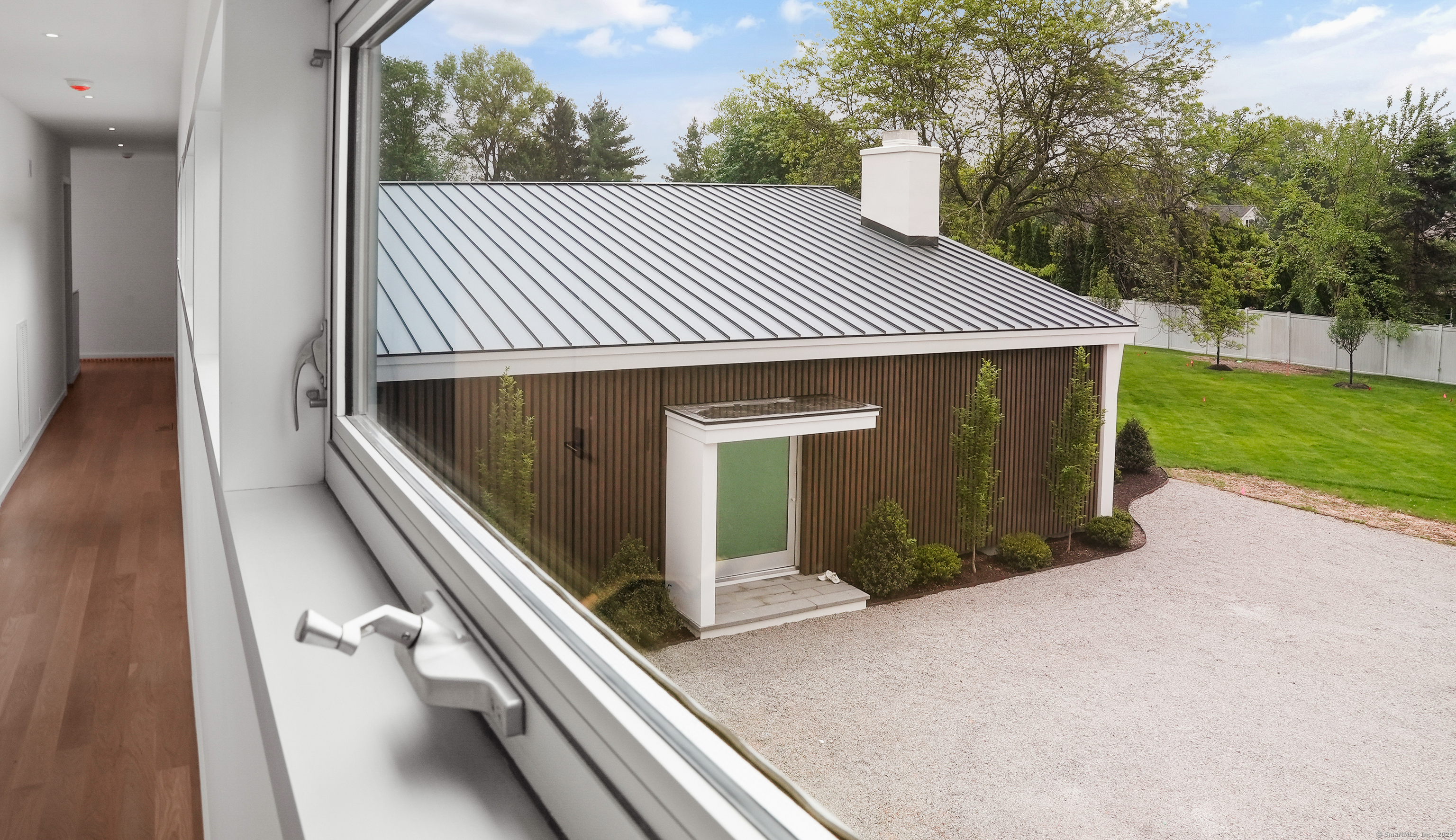 16 Burr School Road Westport, CT 06880 - Photo 12 of 14