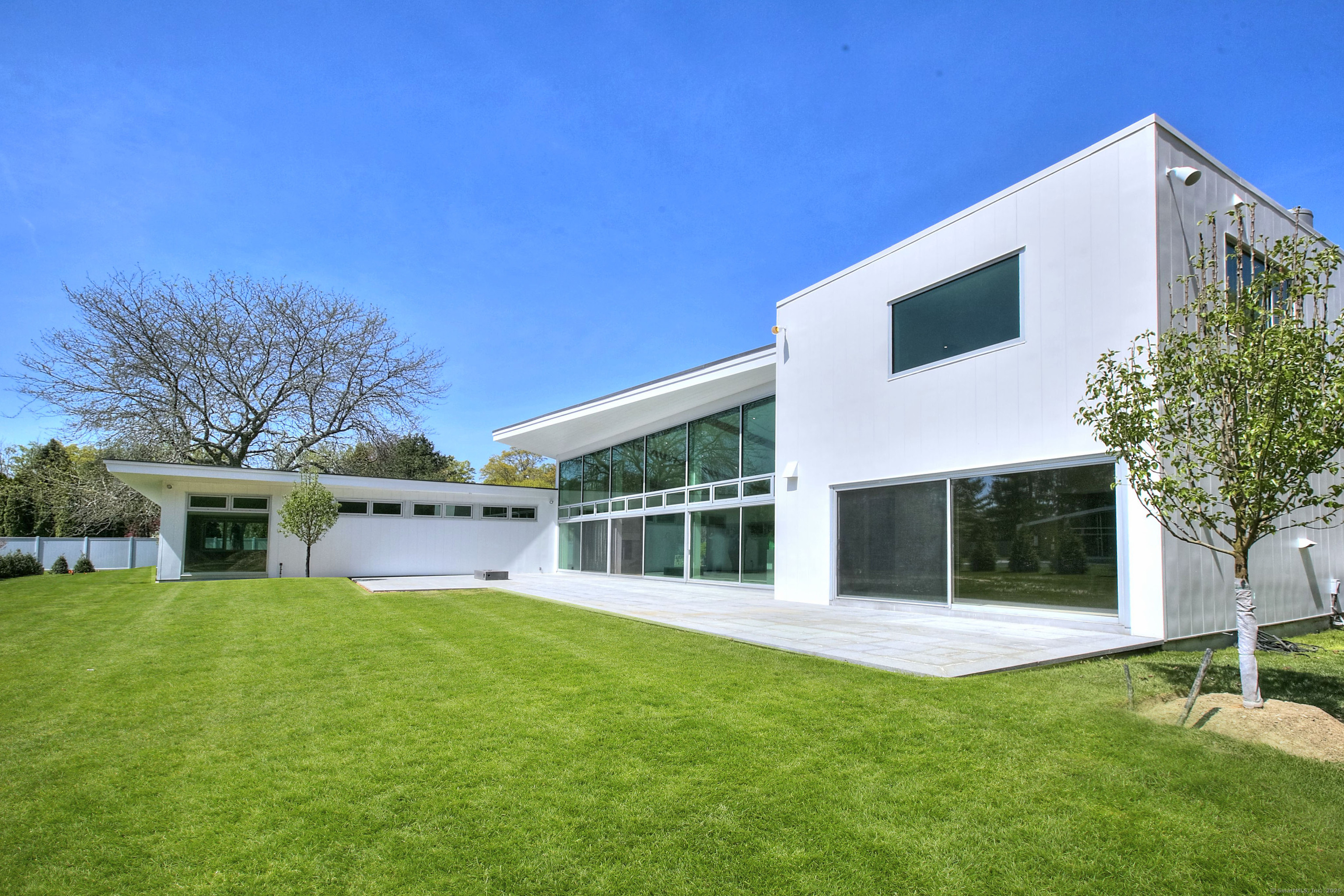 16 Burr School Road Westport, CT 06880 - Photo 13 of 14