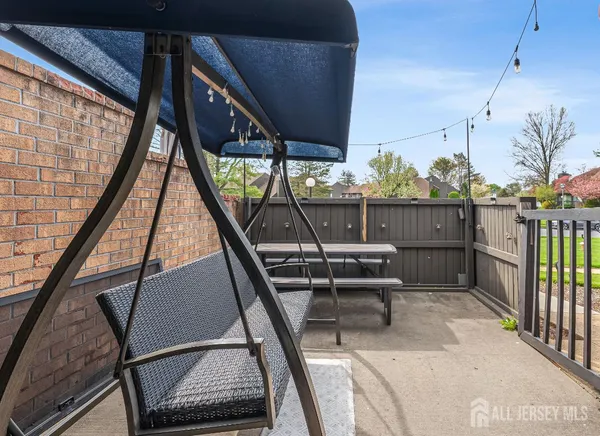 $610,000 | 197 Westgate Drive, Edison, NJ 08820