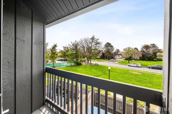 $610,000 | 197 Westgate Drive, Edison, NJ 08820