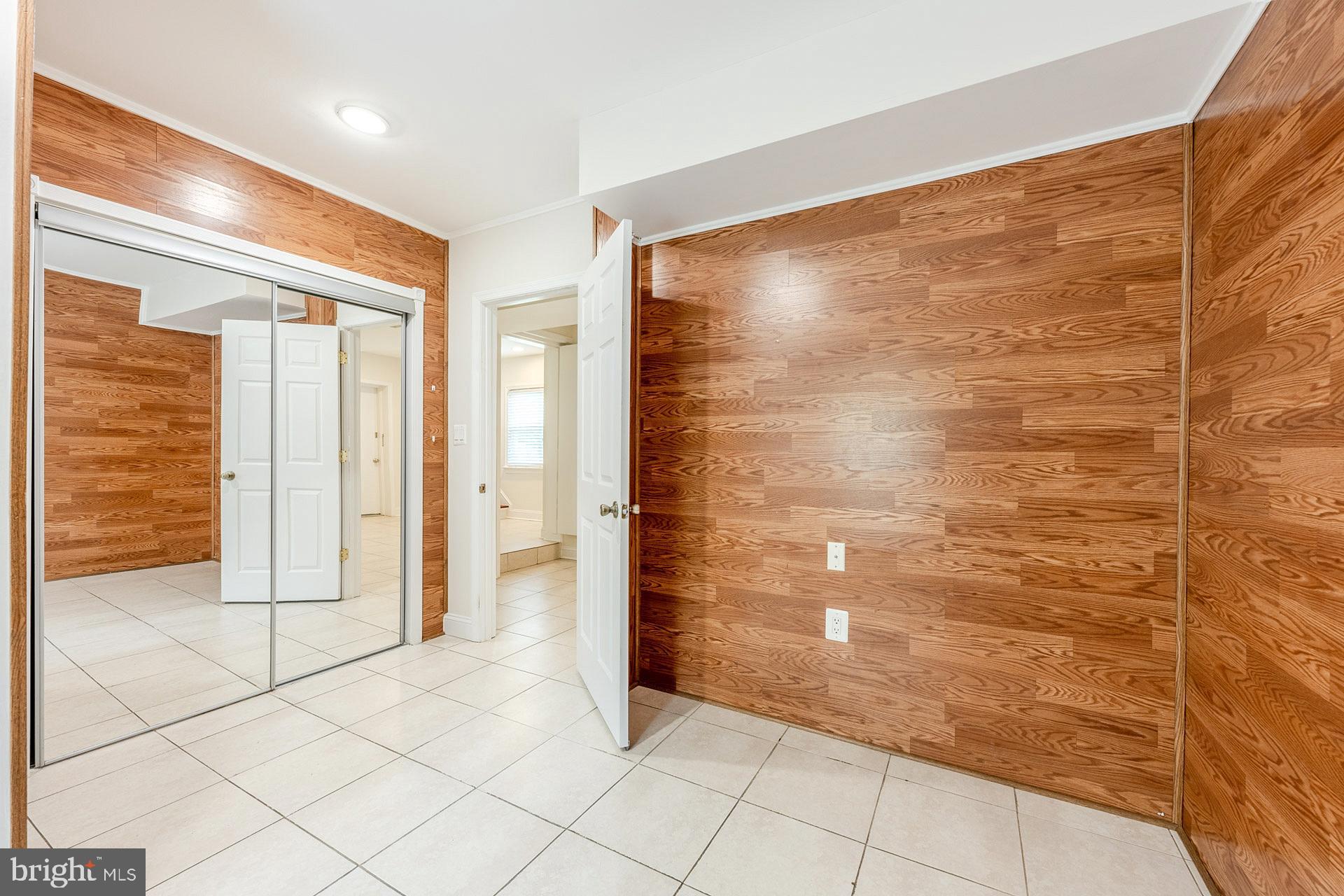 2923 Fairhill Road Fairfax, VA 22031 - Photo 40 of 63 Gallery Image 40