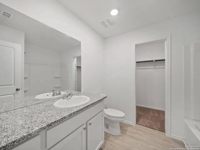 $1,600 | 14722 Brandy Brook, San Antonio, TX 78253