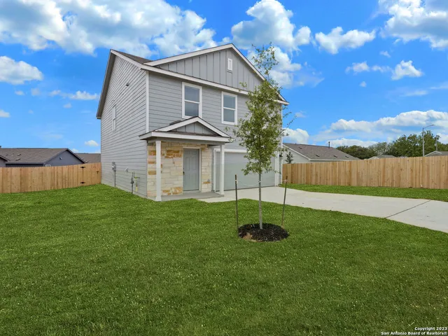 $1,600 | 14722 Brandy Brook, San Antonio, TX 78253