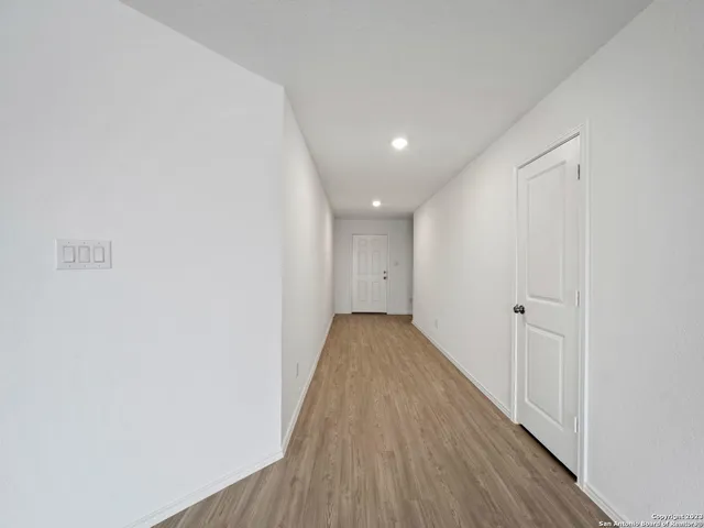 $1,600 | 14722 Brandy Brook, San Antonio, TX 78253