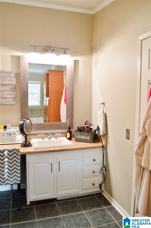 101 Tyler Circle Vincent, AL 35178 - Photo 31 of 34