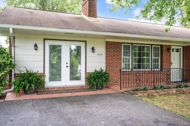 $365,000 | 203 Ned Brown Road, Amherst, VA 24521