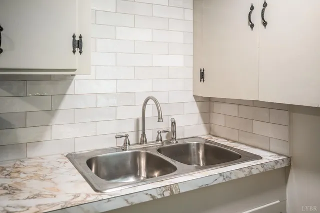 $365,000 | 203 Ned Brown Road, Amherst, VA 24521