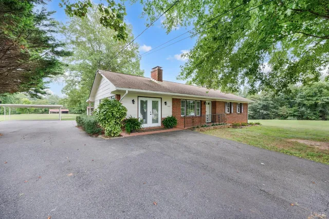 $365,000 | 203 Ned Brown Road, Amherst, VA 24521