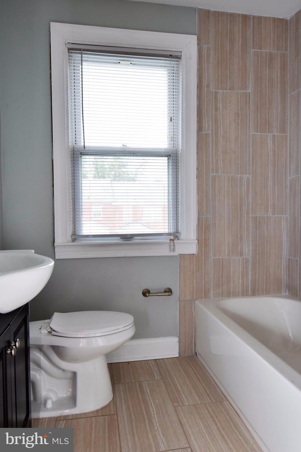 3905 Grantley Road Baltimore, MD 21215 - Photo 24 of 29 Bath