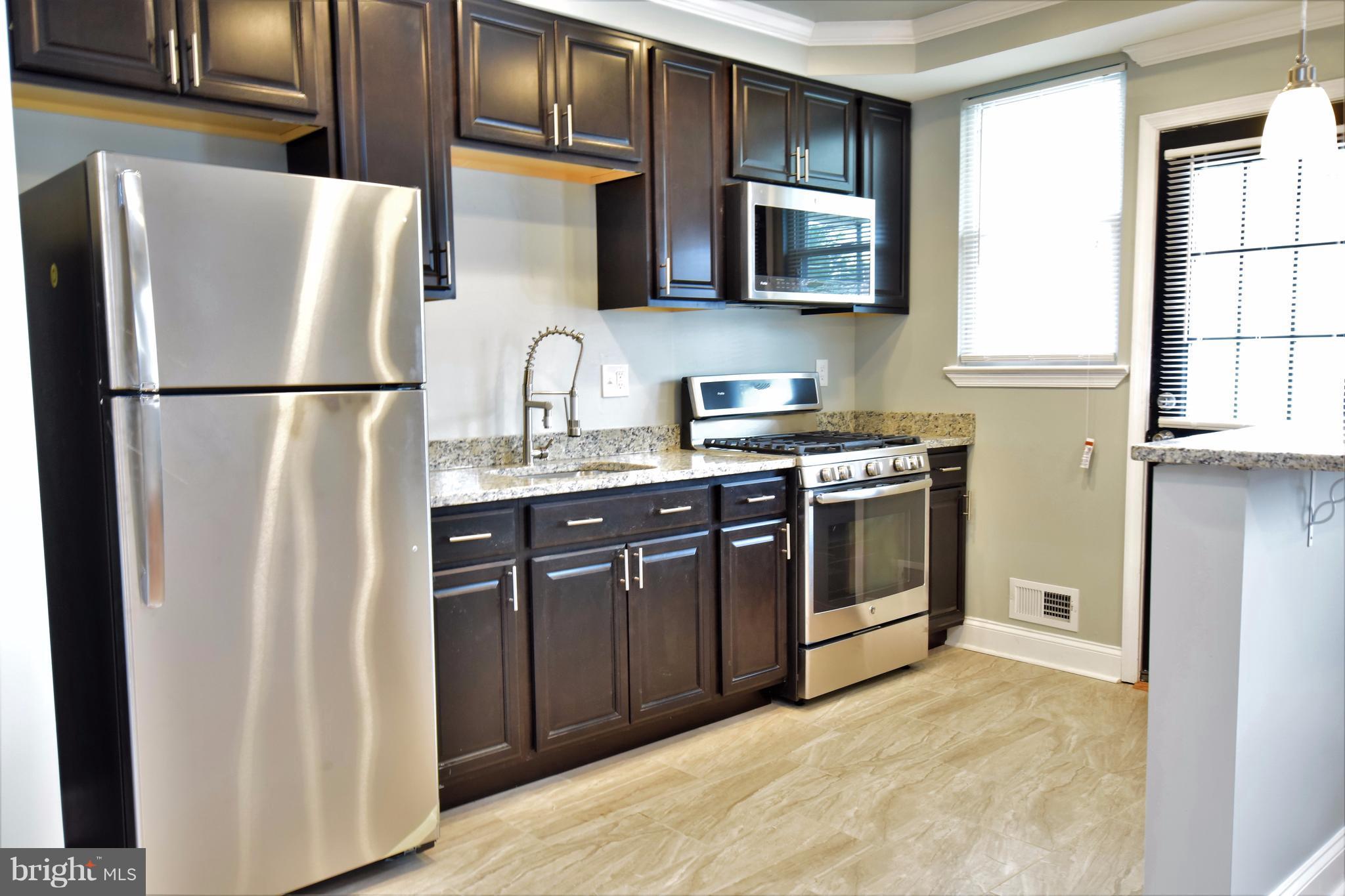 3905 Grantley Road Baltimore, MD 21215 - Photo 8 of 29 Kitchen