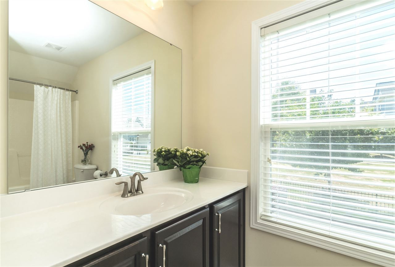 1407 Rodessa Run Raleigh, NC 27607 - Photo 22 of 30 Full Bath in Separate Suite over Garage