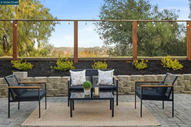 $1,749,000 | 1304 Fountain Springs Circle, Danville, CA 94526