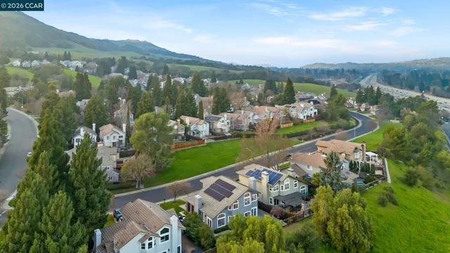 $1,749,000 | 1304 Fountain Springs Circle, Danville, CA 94526