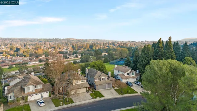 $1,749,000 | 1304 Fountain Springs Circle, Danville, CA 94526