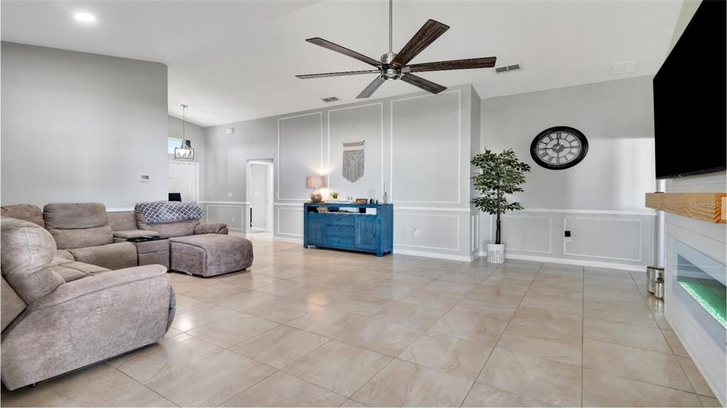 23905 Narrowleaf Court Leesburg, FL 34748 - Photo 11 of 41