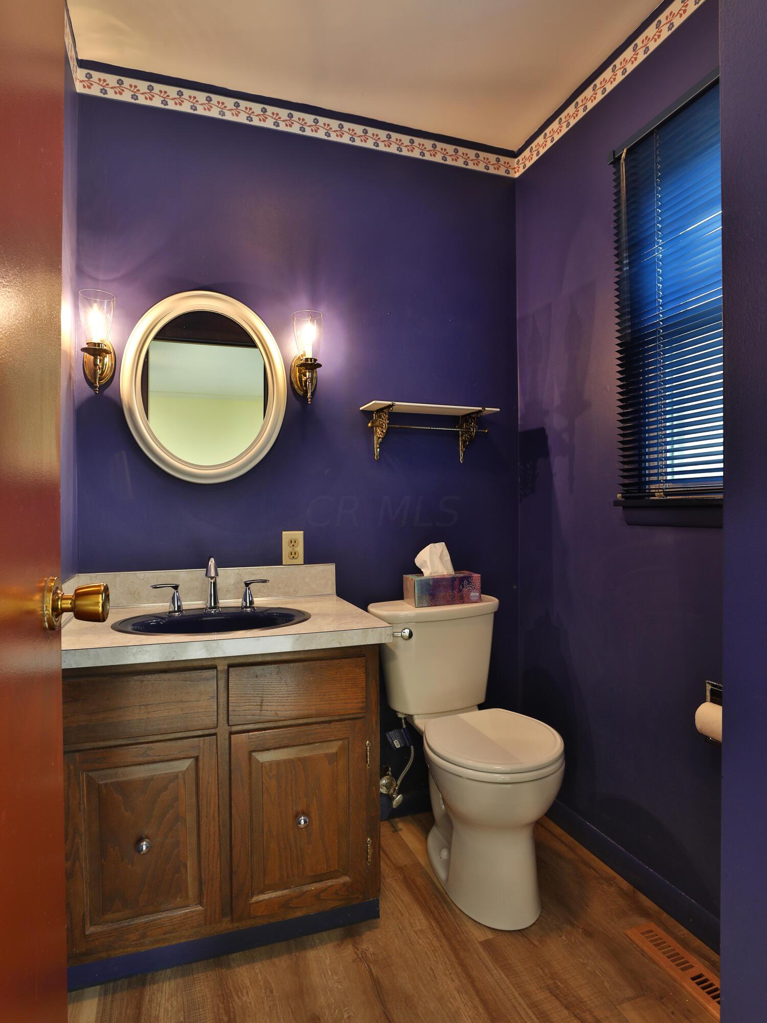 92 North Ardmore Road Bexley, OH 43209 - Photo 24 of 54 1st floor half bath