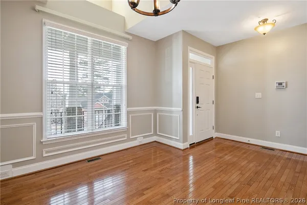 $2,100 | 147 Lamplighter Way, Spring Lake, NC 28390