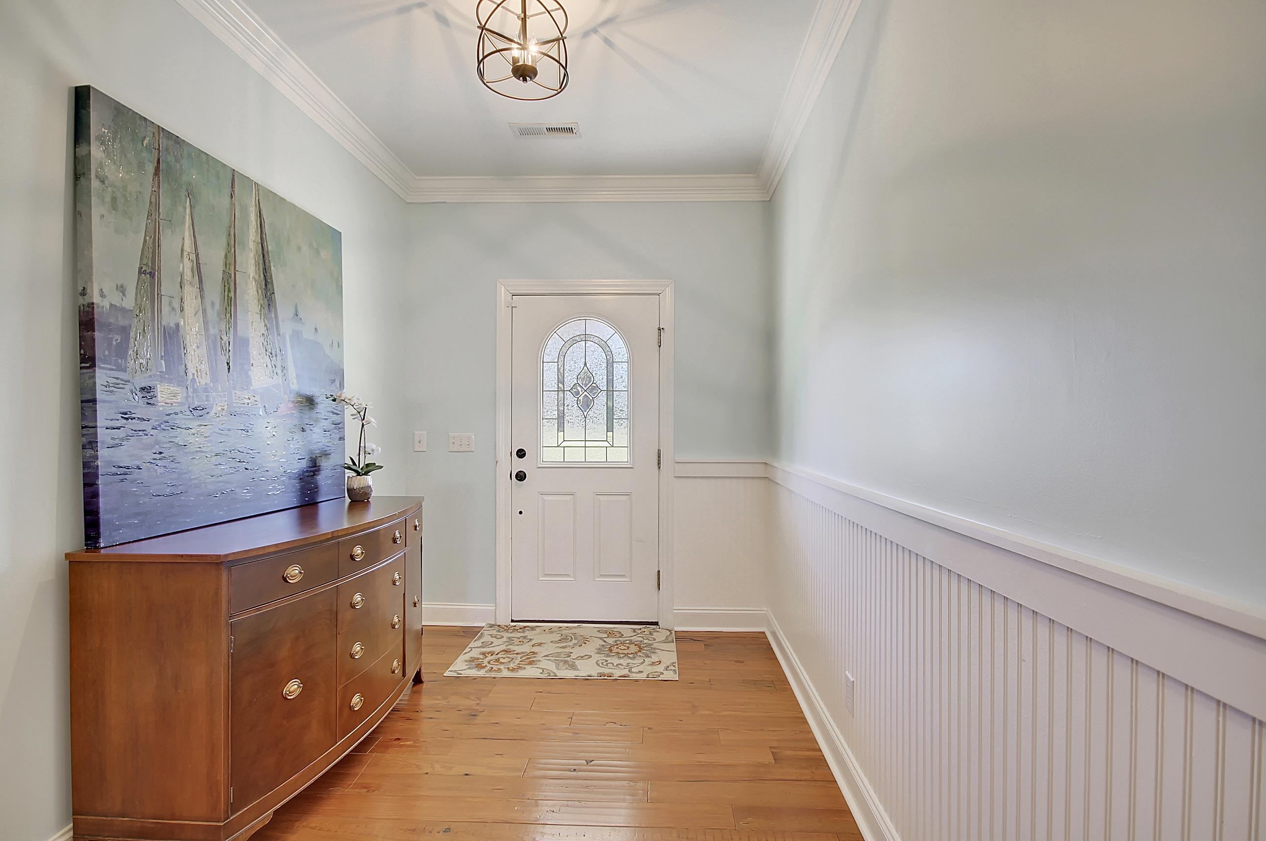 531 West Butternut Road Summerville, SC 29483 - Photo 3 of 29 531 W Butternut