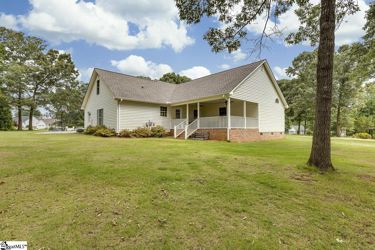 440 Sunburst Lane Inman, SC 29349 - Photo 3 of 5