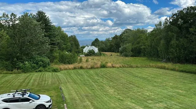 $1,390,000 | 192 Northport Avenue, Belfast, ME 04915
