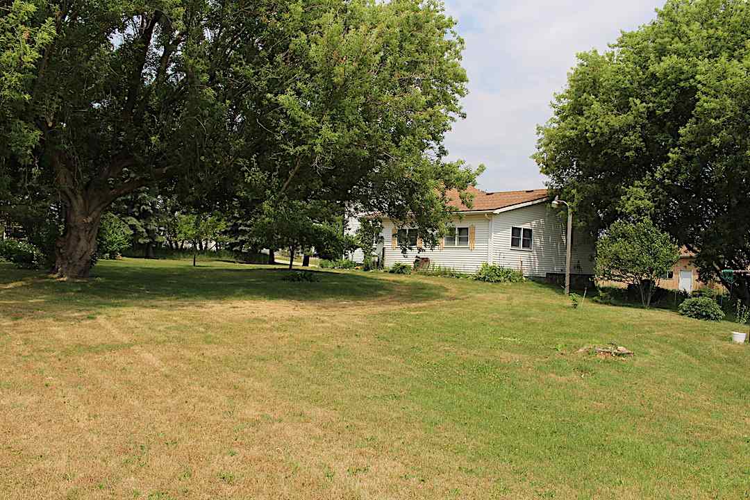 5665 Grant Road Mount Pleasant, MI 48858 - Photo 30 of 33 1833937-29.JPG