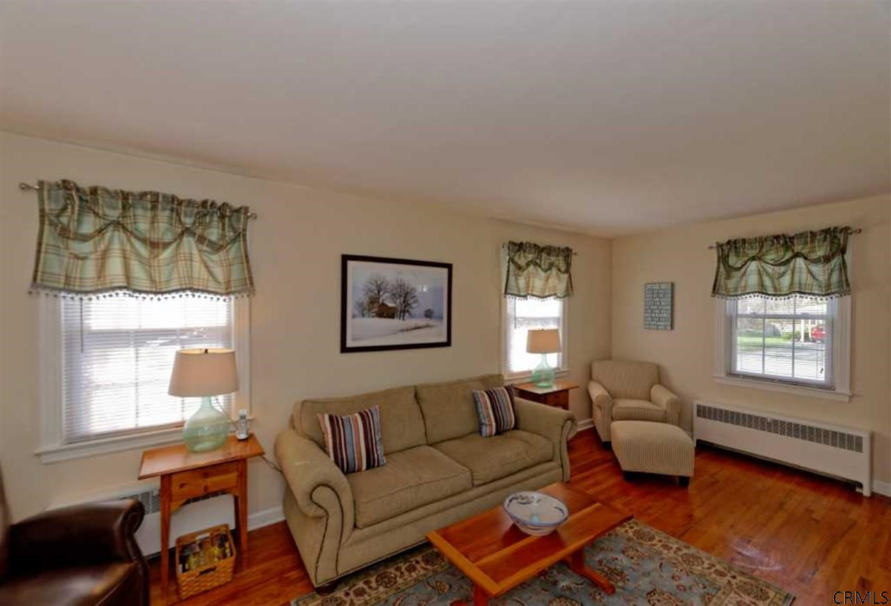 21 Rugby Road East Greenbush, NY 12061 - Photo 8 of 22 Photo 8