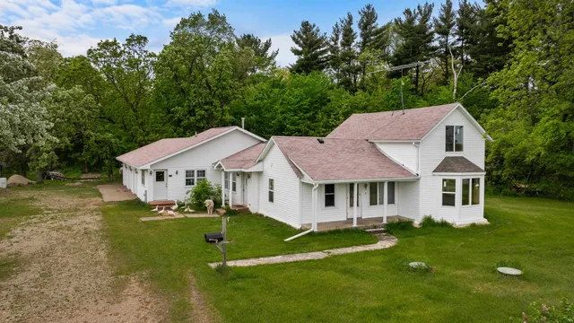 $375,000 | N4721 9th Drive, Hancock, WI 54943