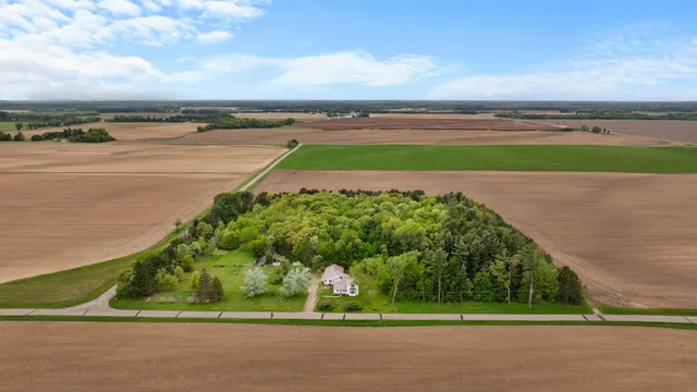 $375,000 | N4721 9th Drive, Hancock, WI 54943