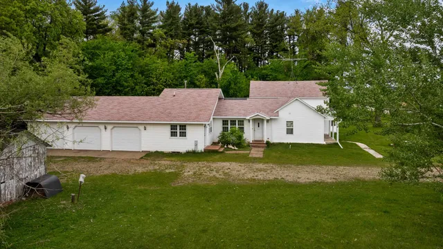 $375,000 | N4721 9th Drive, Hancock, WI 54943