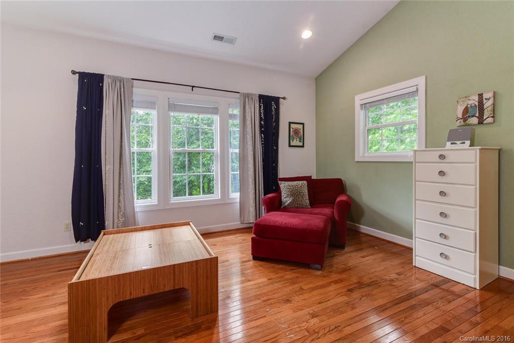 209 Laurel Ridge Road, Unit 12 Asheville, NC 28805 - Photo 18 of 23 Gallery Image 18