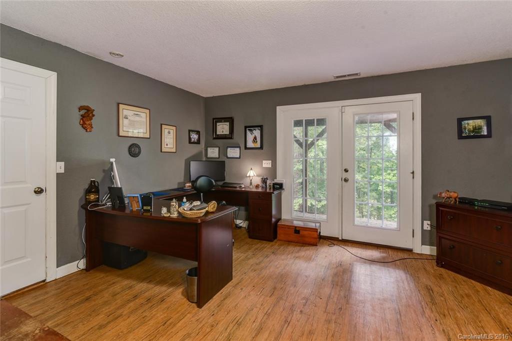 209 Laurel Ridge Road, Unit 12 Asheville, NC 28805 - Photo 21 of 23 Gallery Image 21
