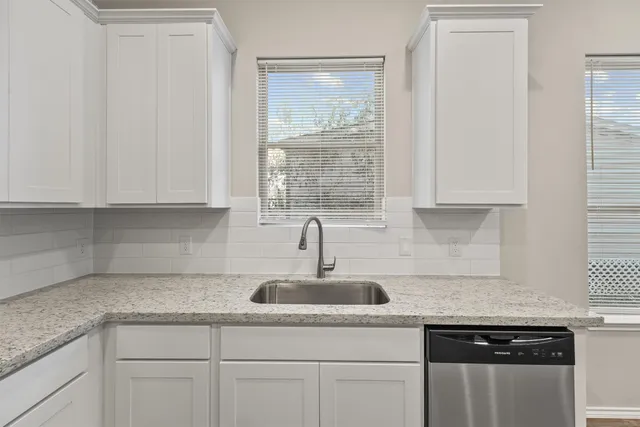 $1,500 | 8687 Sassafras, Willis, TX 77318